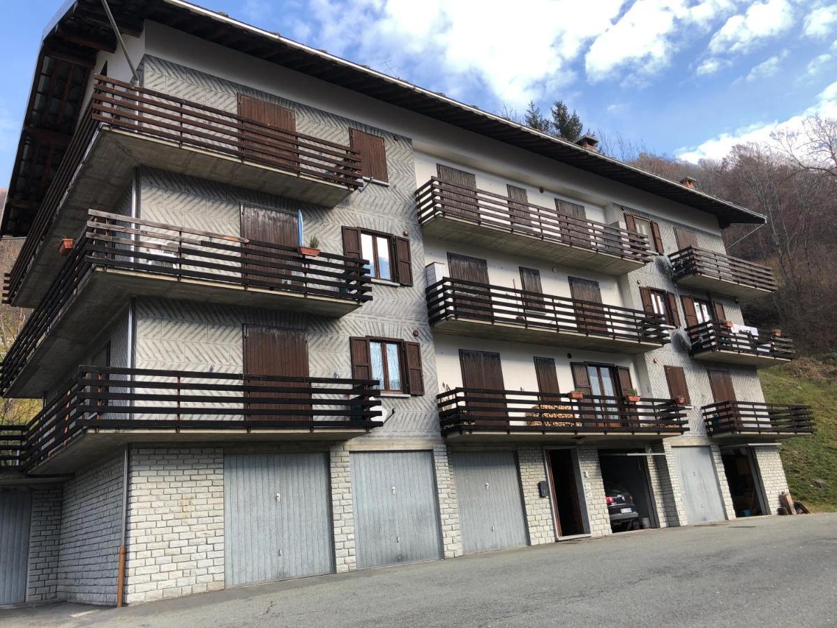 Ferienwohnung Residenza Maria Ala di Stura Exterior foto